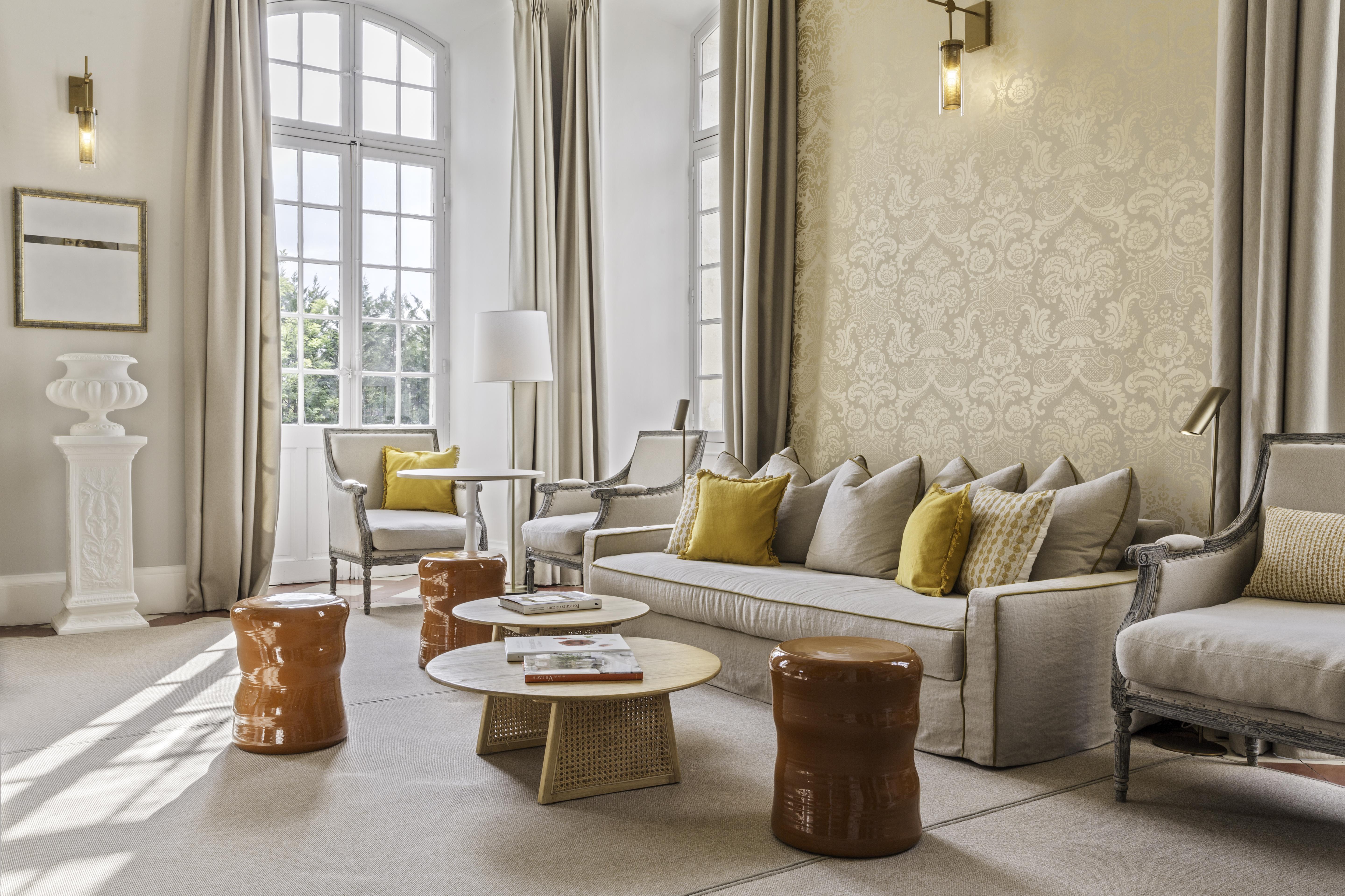 Château De Mazan, Bw Premier Collection By Western Mazan
