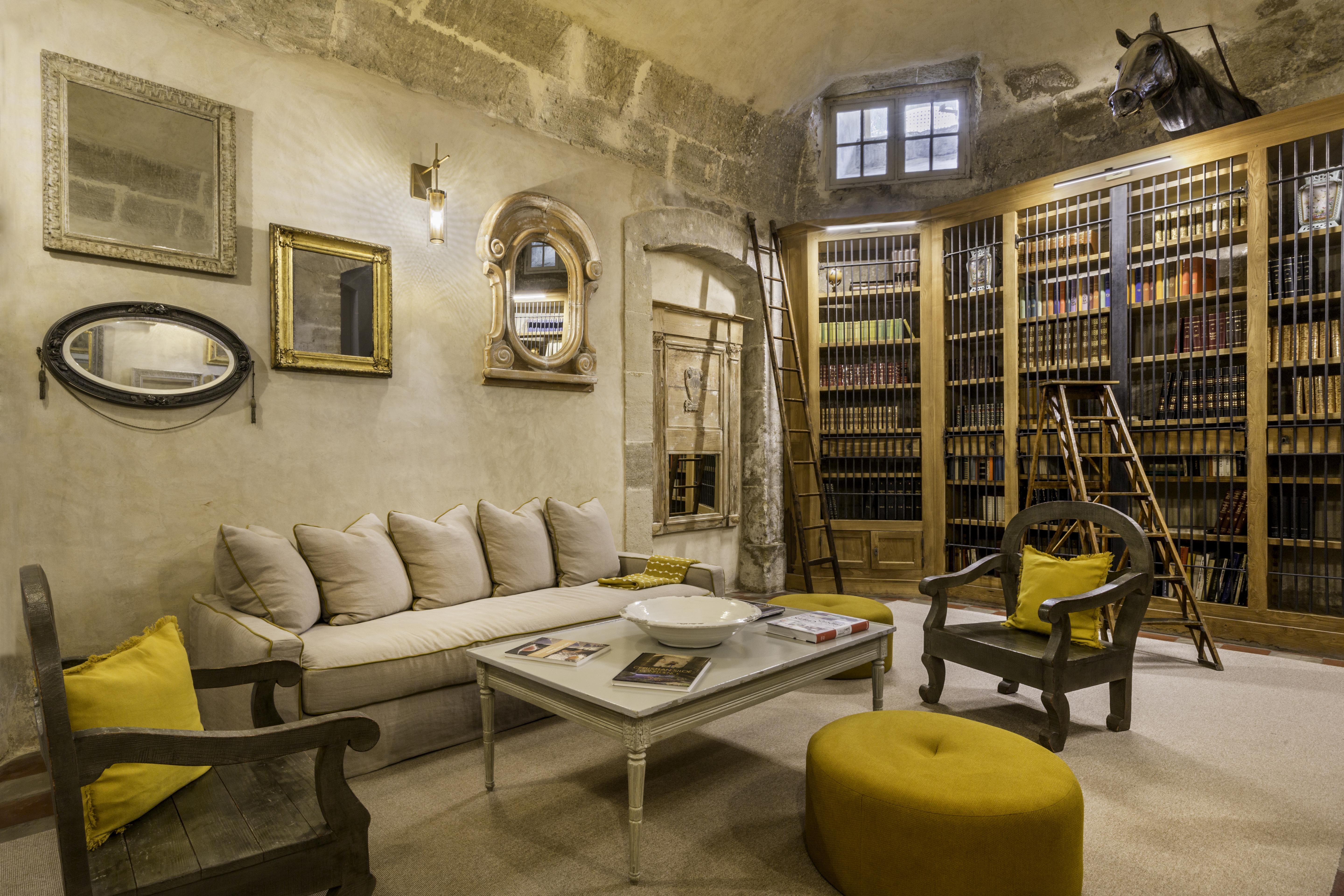 Château De Mazan, Bw Premier Collection By Western Hotel 4*